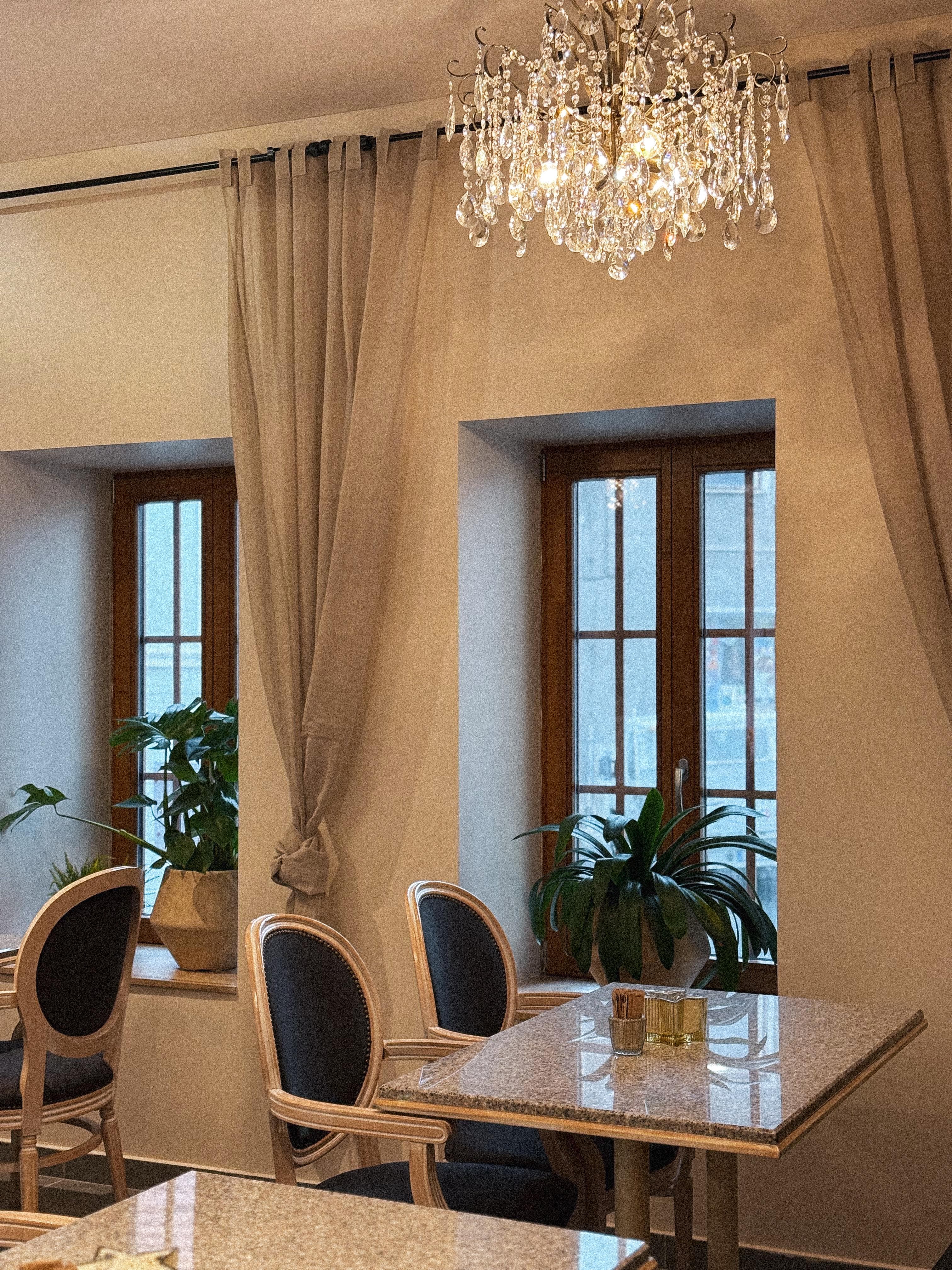 Interiér kavárny Hraběnka